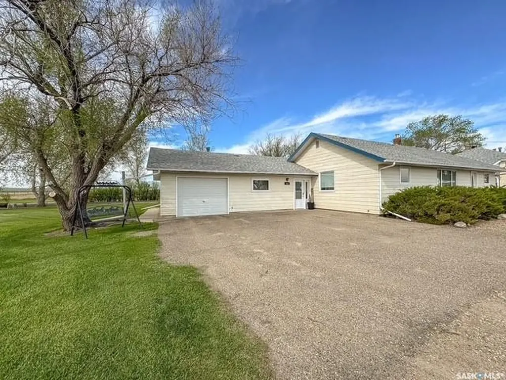 113 1st Street Swift Current Rm No. 137 SK S9H 4V1