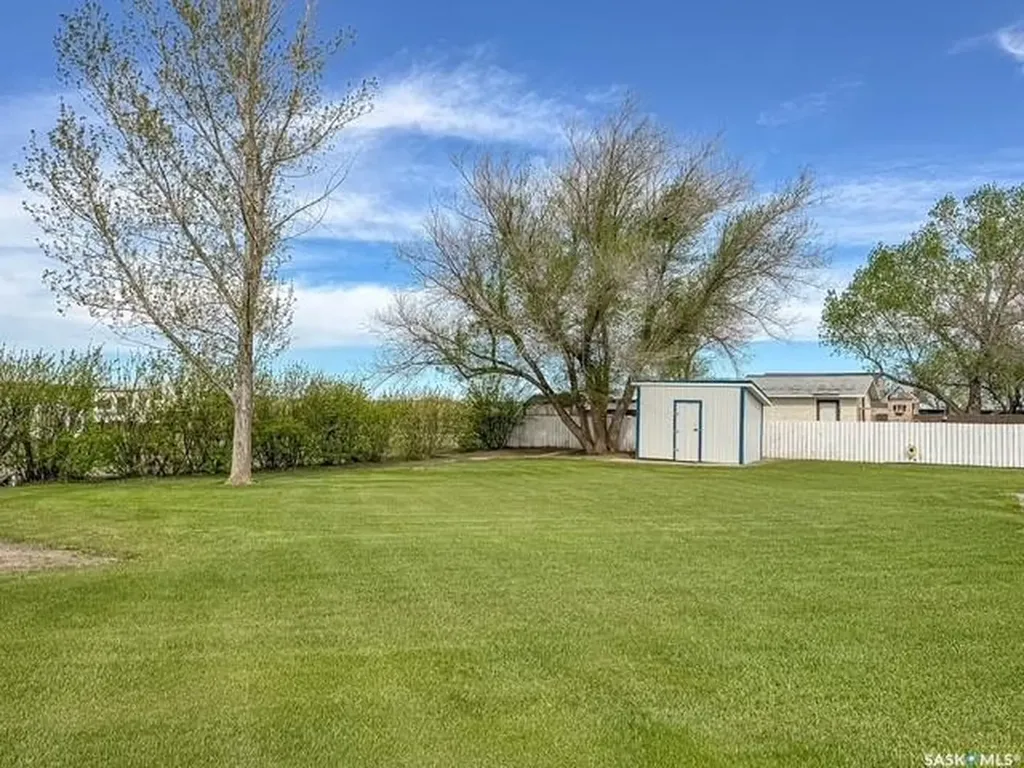 113 1st Street Swift Current Rm No. 137 SK S9H 4V1