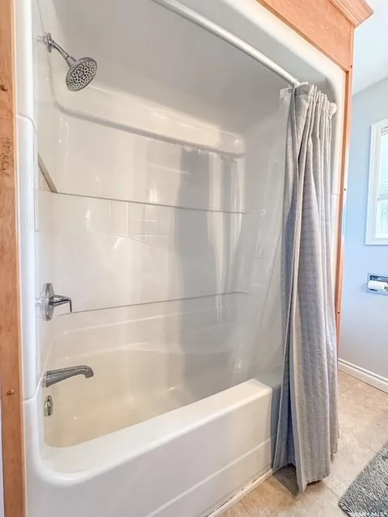 113 1st Street Swift Current Rm No. 137 SK S9H 4V1