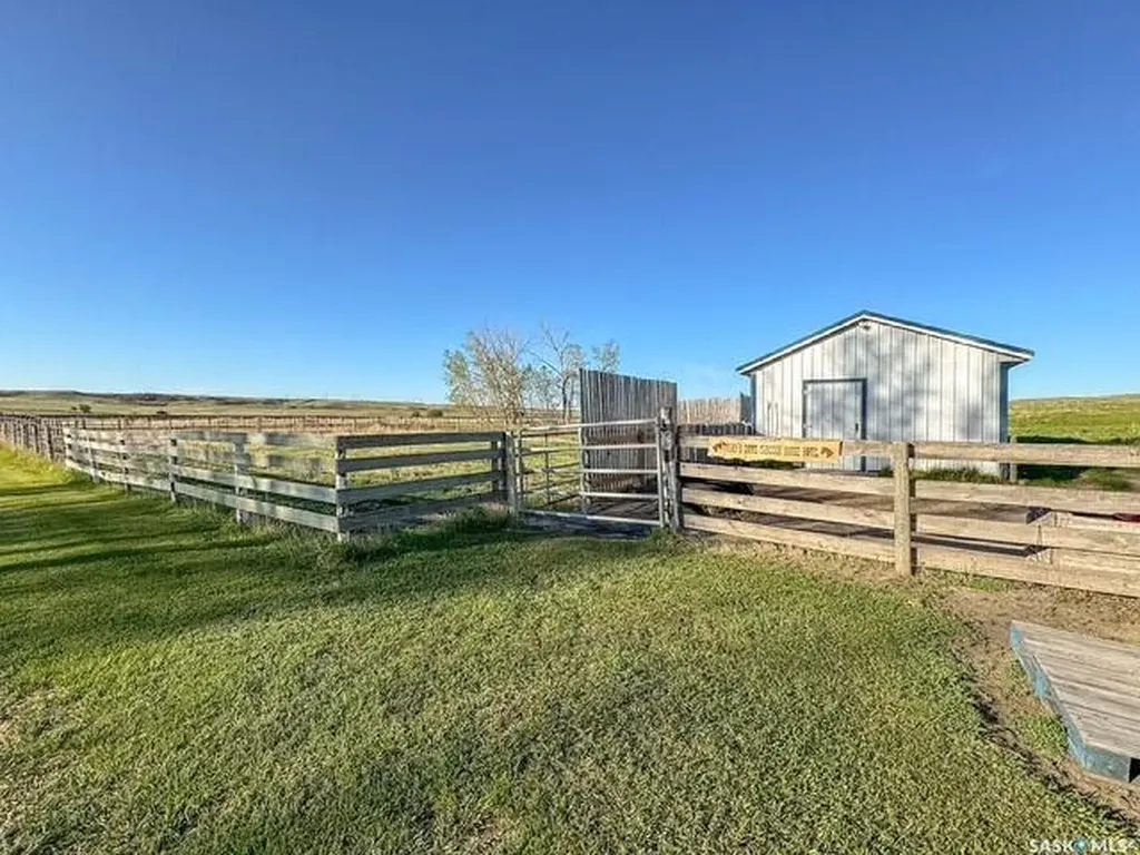 113 1st Street Swift Current Rm No. 137 SK S9H 4V1
