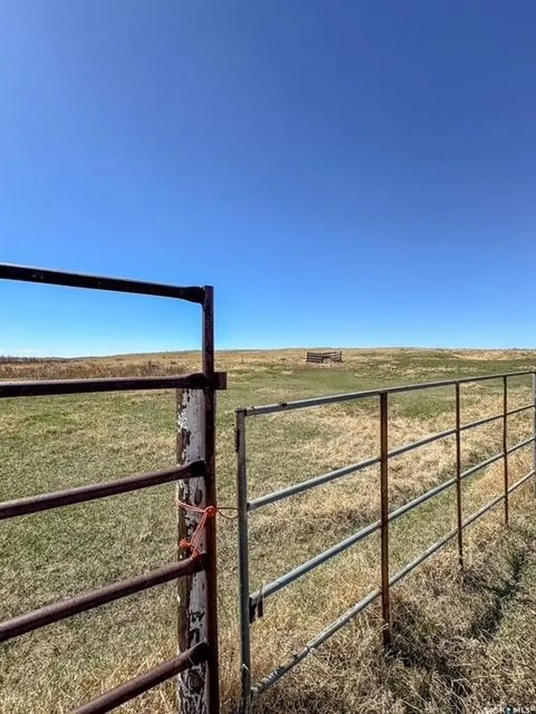 113 1st Street Swift Current Rm No. 137 SK S9H 4V1