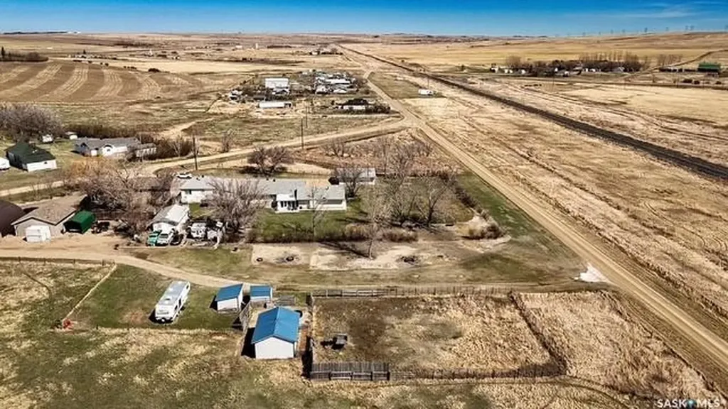 113 1st Street Swift Current Rm No. 137 SK S9H 4V1