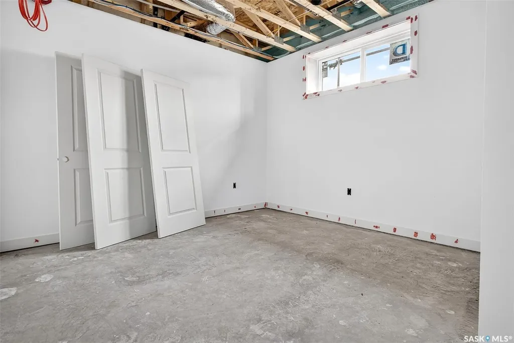 1722 Hayes Lane Moose Jaw SK S6J 0B6