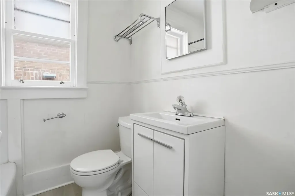 3332 Pike Avenue Regina SK S4T 1S4
