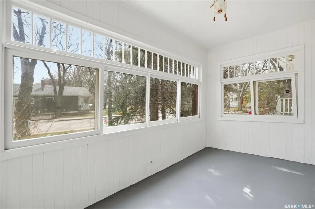 3332 Pike Avenue Regina SK S4T 1S4