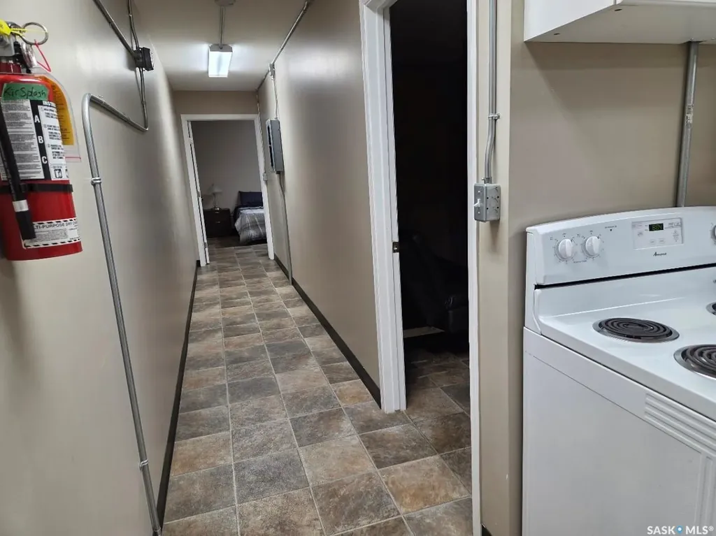 204 Railway Avenue S Middle Lake SK S0K 2X0