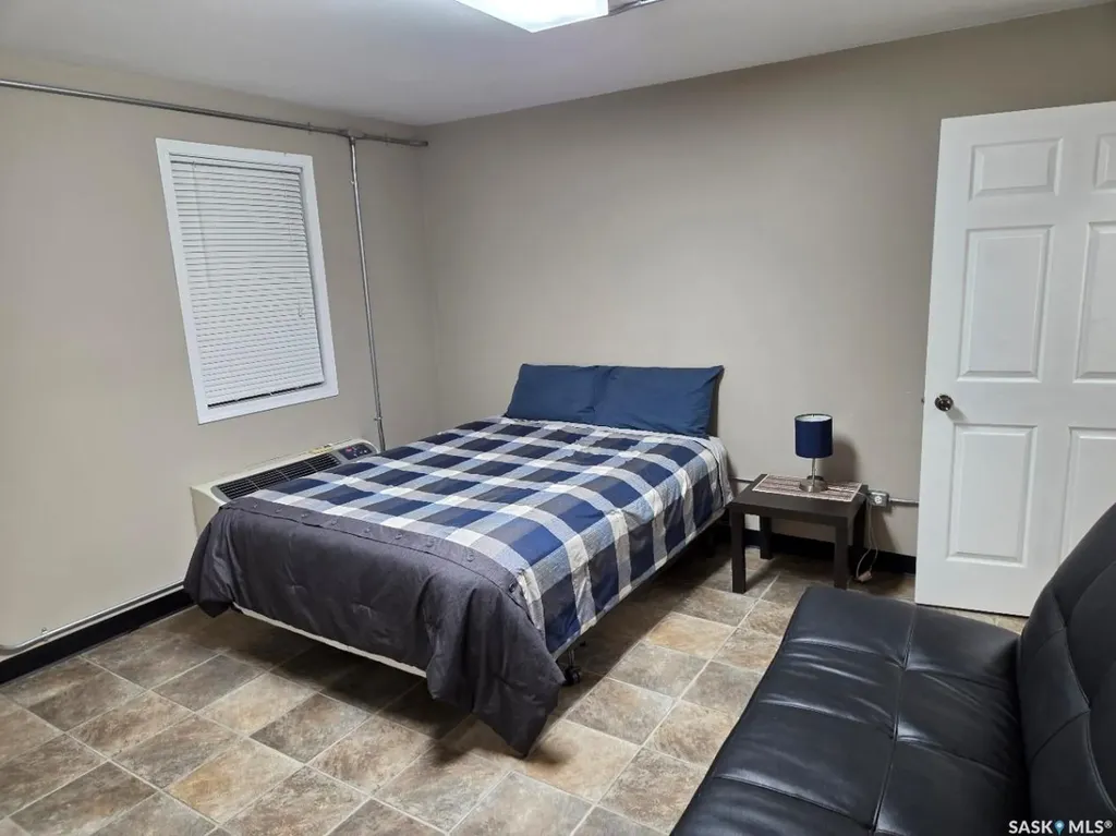 204 Railway Avenue S Middle Lake SK S0K 2X0