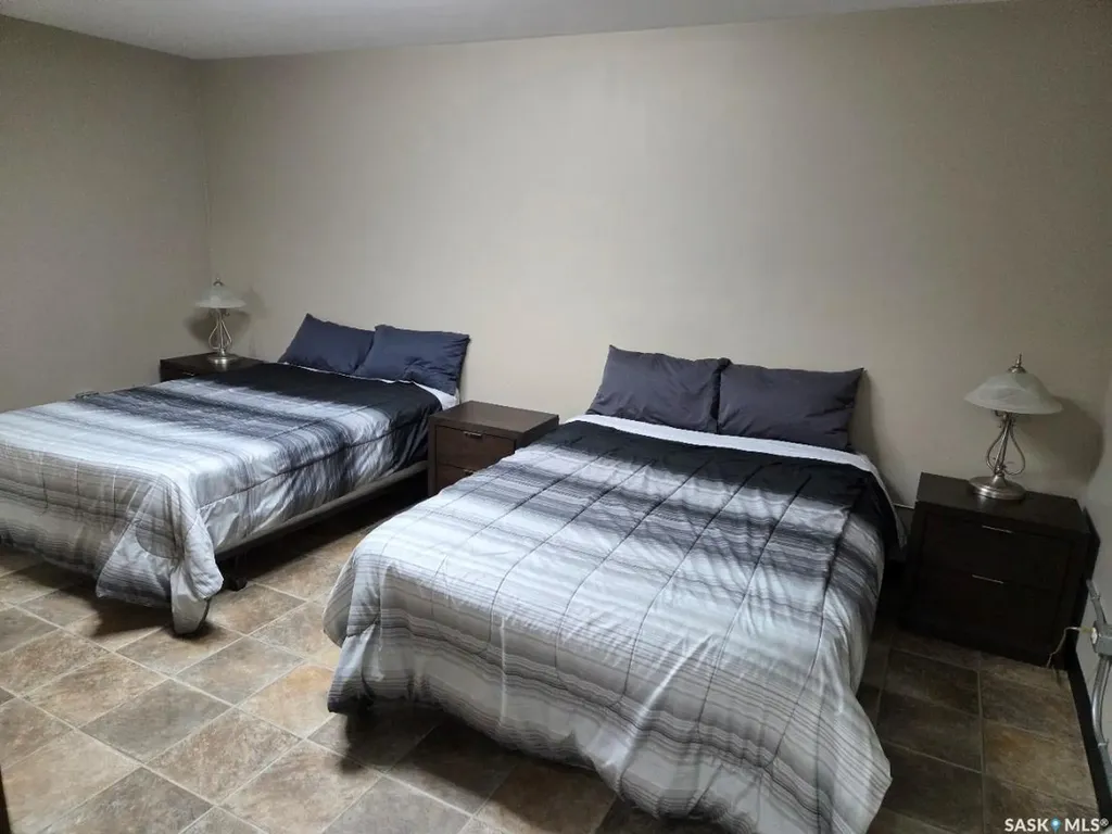 204 Railway Avenue S Middle Lake SK S0K 2X0