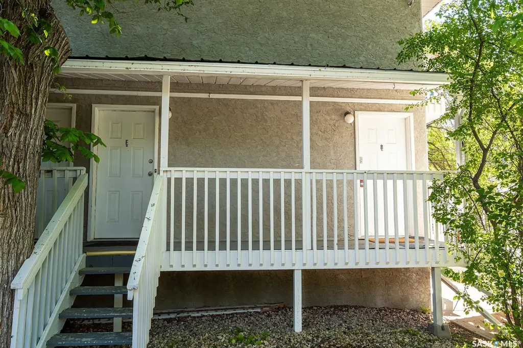 1014 Colony Street Saskatoon SK S7N 0S4