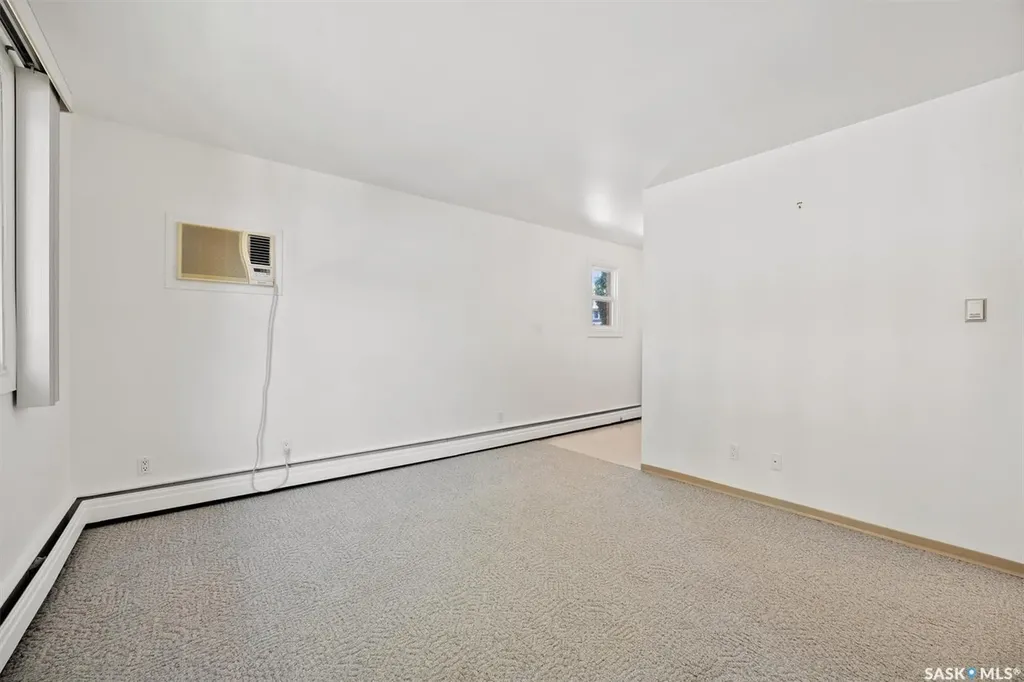 424 3rd Avenue N Saskatoon SK S7K 2J3