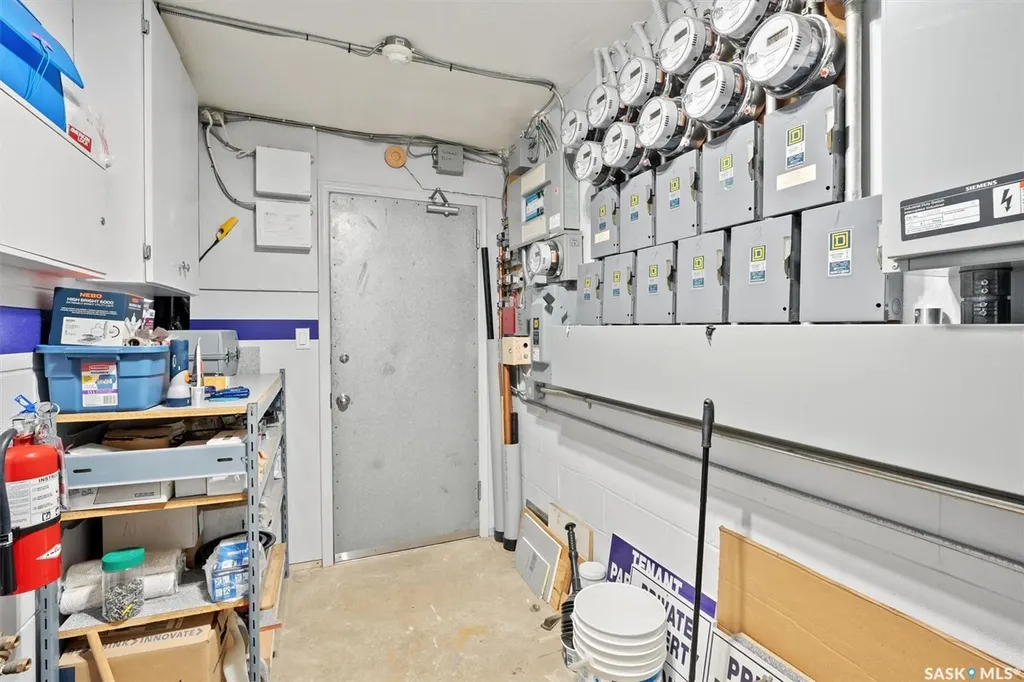 424 3rd Avenue N Saskatoon SK S7K 2J3