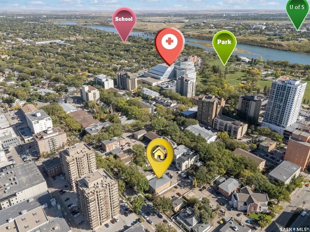 424 3rd Avenue N Saskatoon SK S7K 2J3