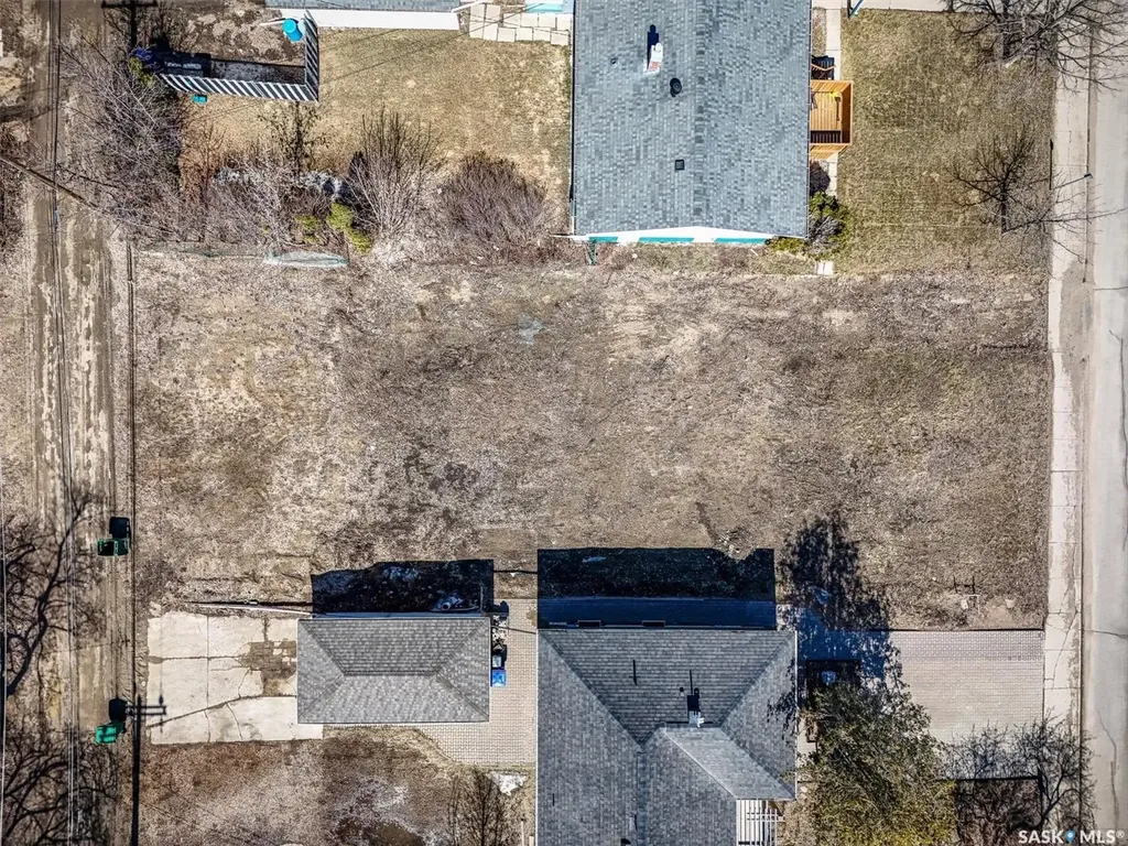 314 Cumberland Avenue S Saskatoon SK S7N 1M1