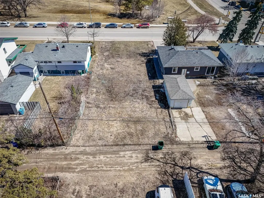 314 Cumberland Avenue S Saskatoon SK S7N 1M1