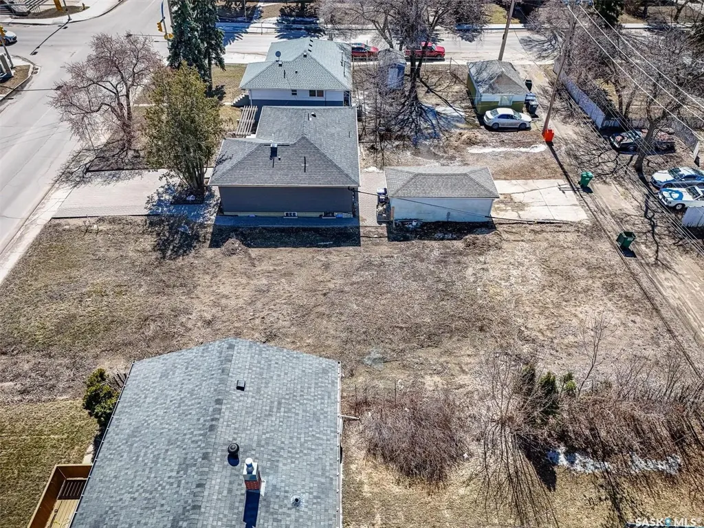 314 Cumberland Avenue S Saskatoon SK S7N 1M1