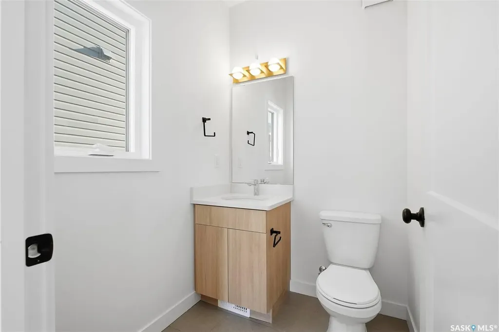 1424 Besnard Drive Martensville SK S0K 2T1
