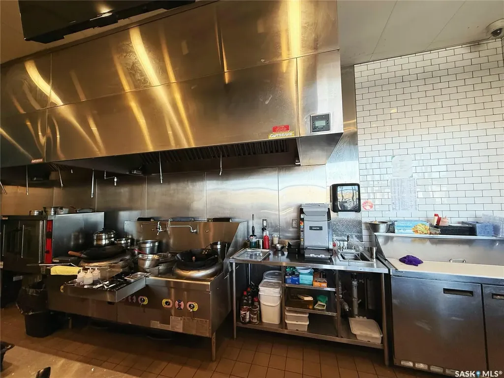 5885 Rochdale Boulevard Regina SK S4X 2P9