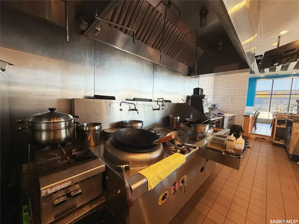 5885 Rochdale Boulevard Regina SK S4X 2P9