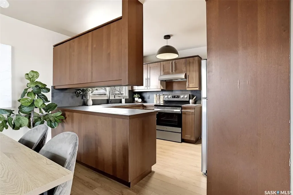 3814 25th Avenue Regina SK S4S 1L9
