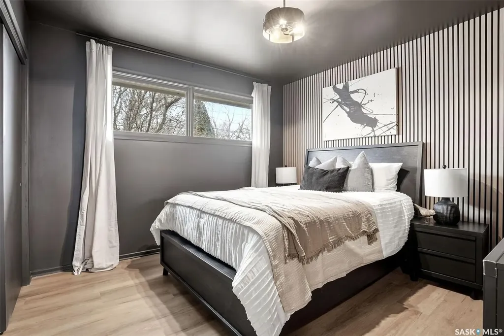 3814 25th Avenue Regina SK S4S 1L9