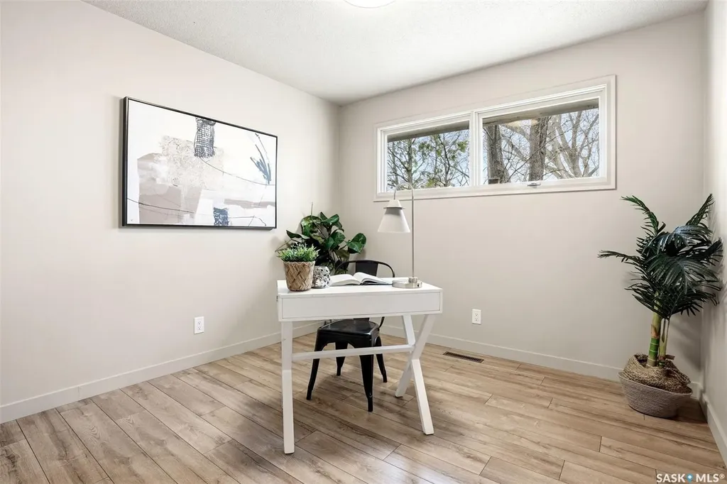 3814 25th Avenue Regina SK S4S 1L9