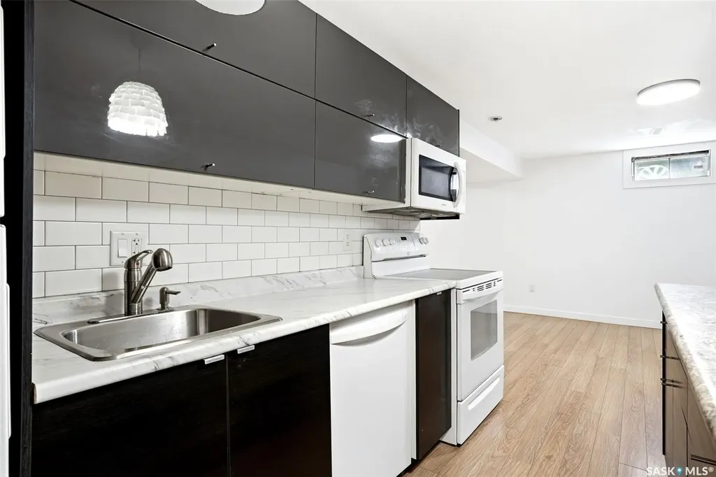 3814 25th Avenue Regina SK S4S 1L9