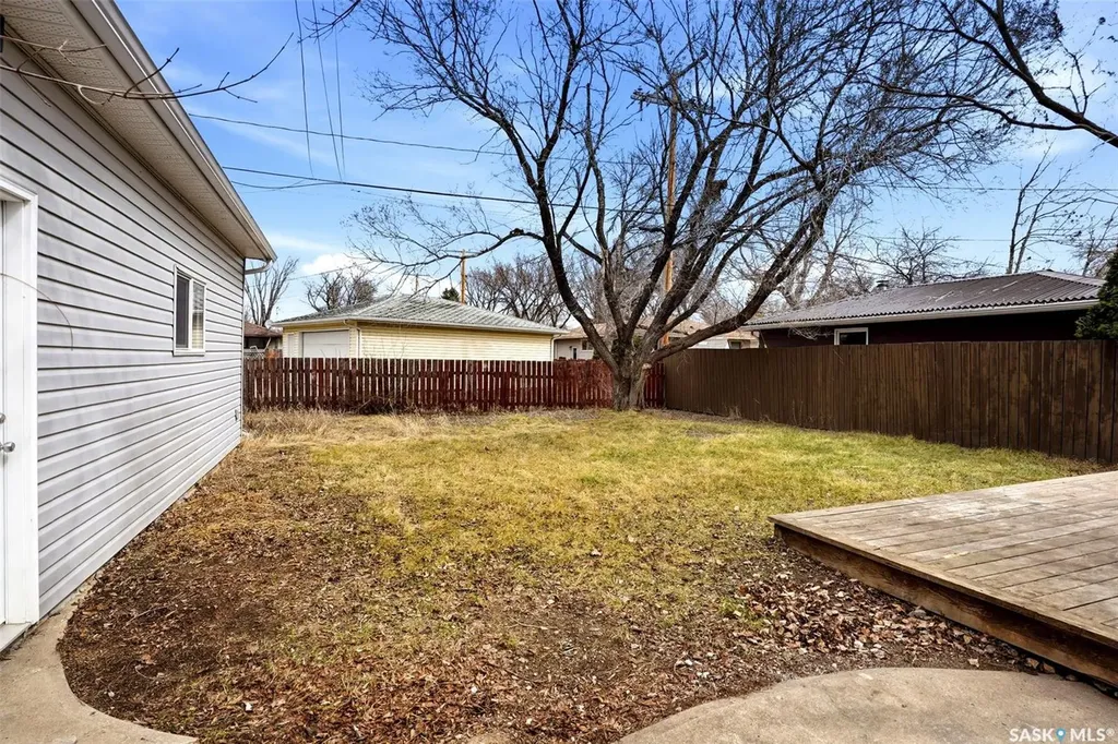 3814 25th Avenue Regina SK S4S 1L9