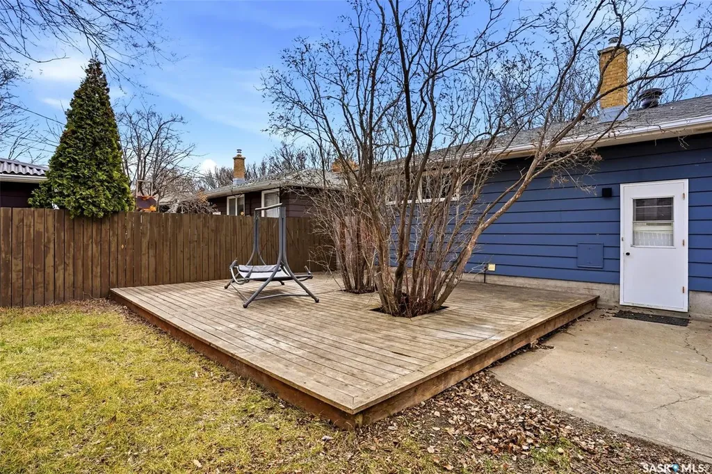 3814 25th Avenue Regina SK S4S 1L9