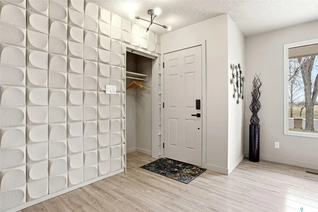 3814 25th Avenue Regina SK S4S 1L9