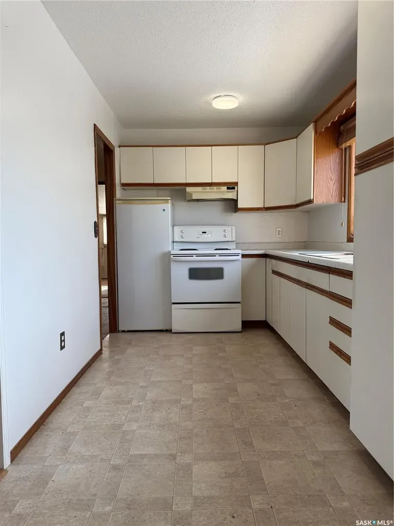 598 Prince Edward Street Melville SK S0A 2P0