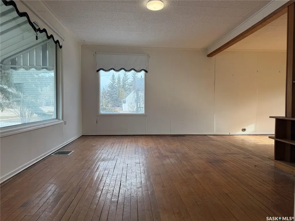 598 Prince Edward Street Melville SK S0A 2P0