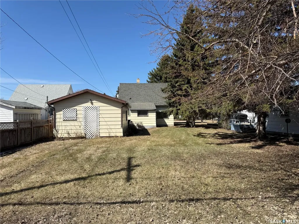 598 Prince Edward Street Melville SK S0A 2P0