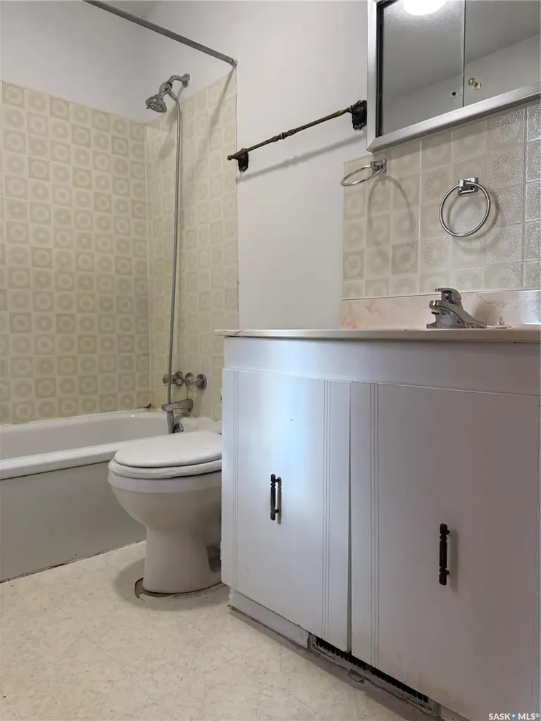 598 Prince Edward Street Melville SK S0A 2P0