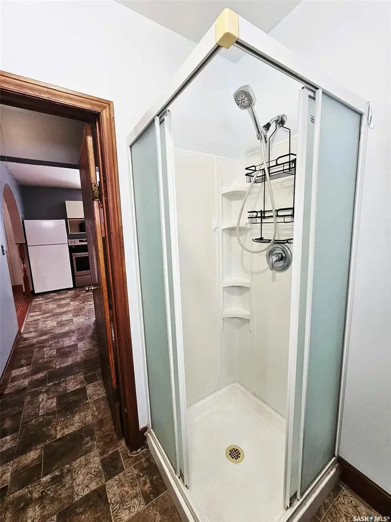 303 Ohlen Street Stockholm SK S0A 3Y0