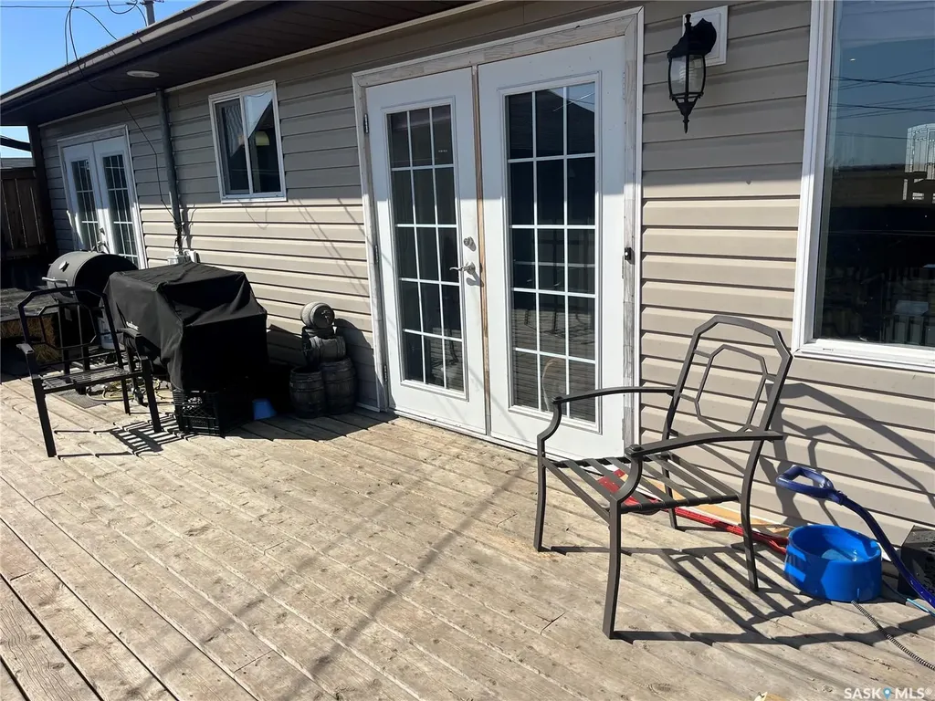 112 Gray Crescent W Wilkie SK S0K 4W0