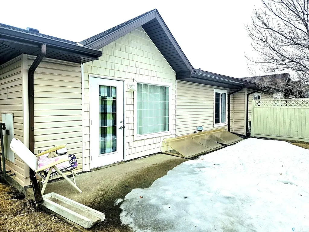 135 Keedwell Street Saskatoon SK S7W 0A3