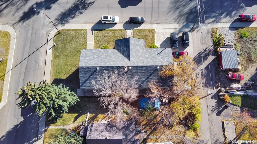 235 Sidney Street E Swift Current SK S9H 1T4