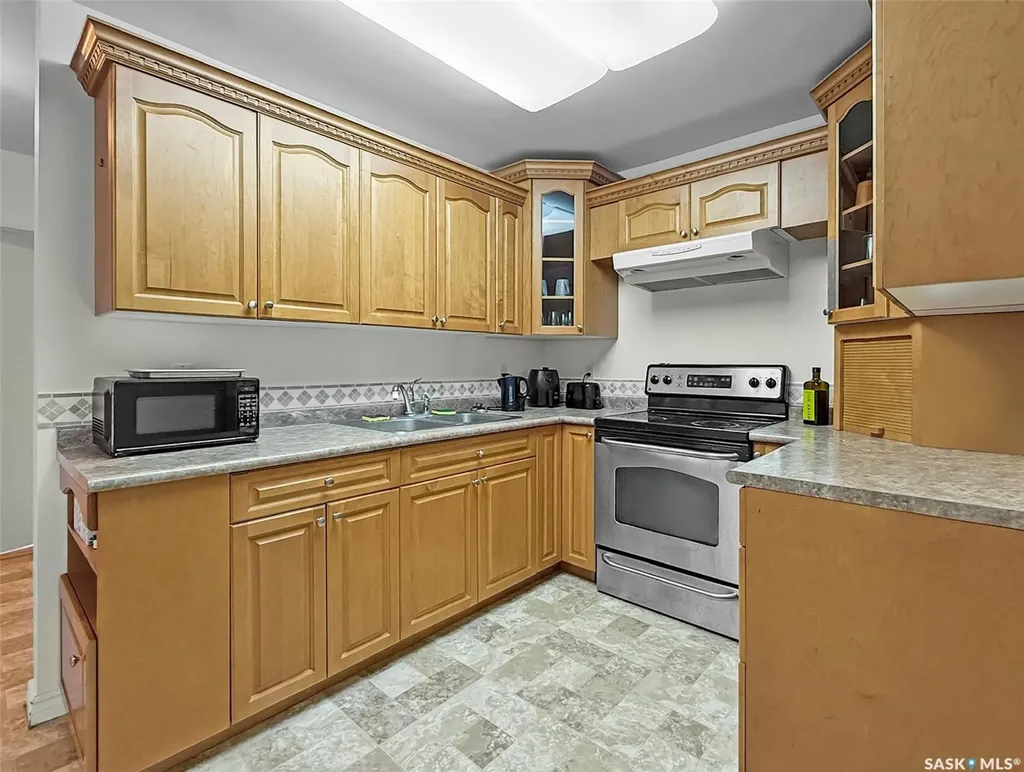 235 Sidney Street E Swift Current SK S9H 1T4