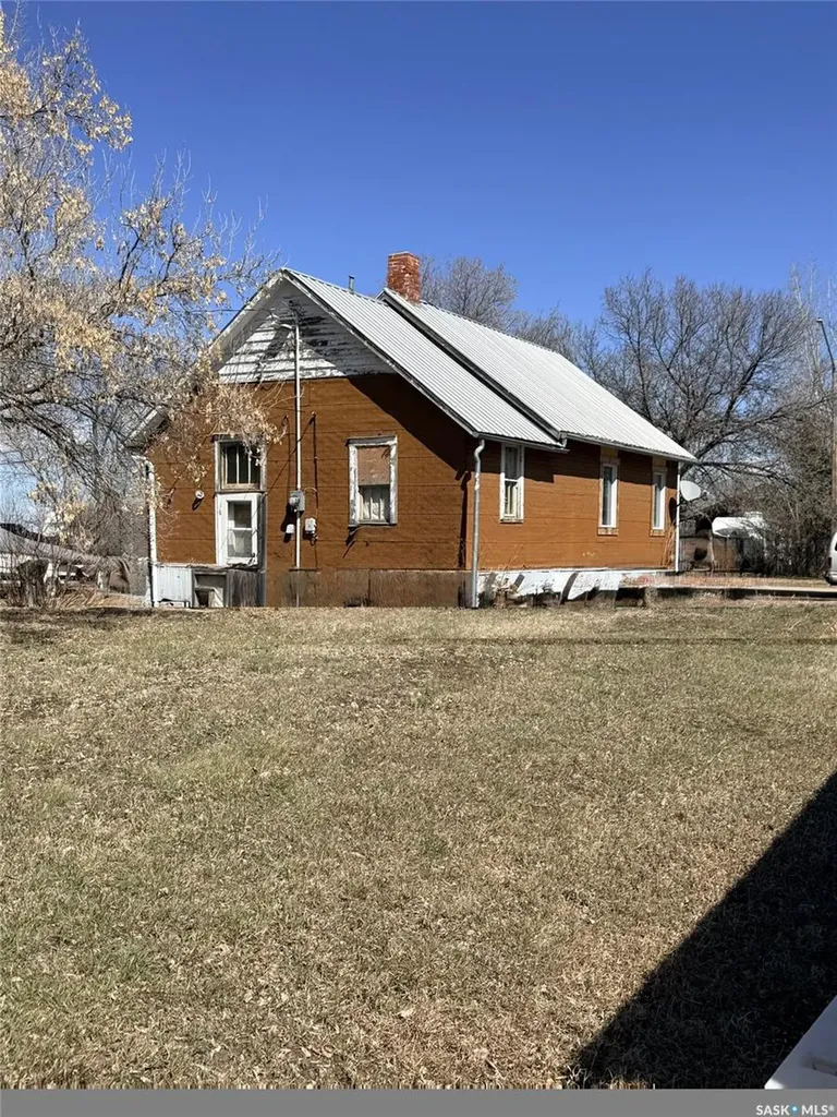 110 3rd Street E Milden SK S0L 2L0