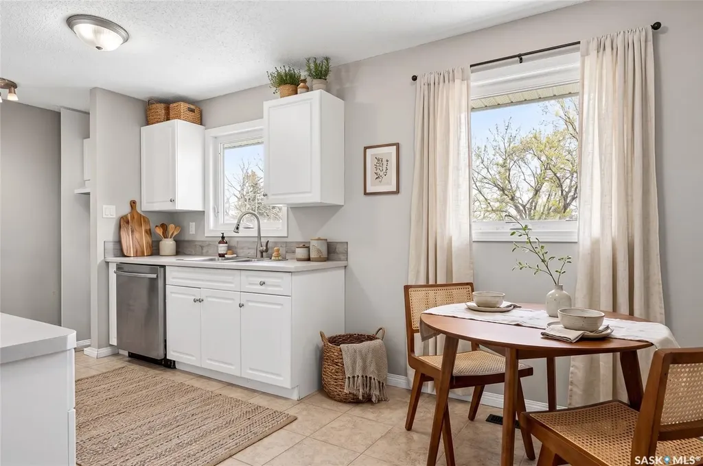 1312 Stadacona Street W Moose Jaw SK S6H 6M9