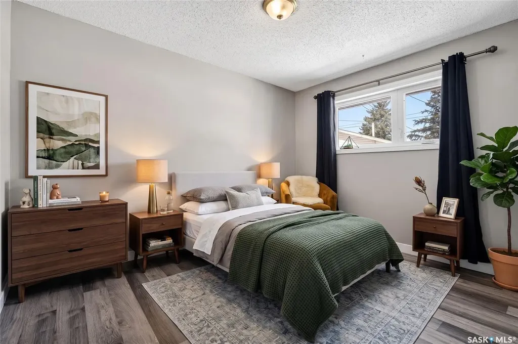 1312 Stadacona Street W Moose Jaw SK S6H 6M9