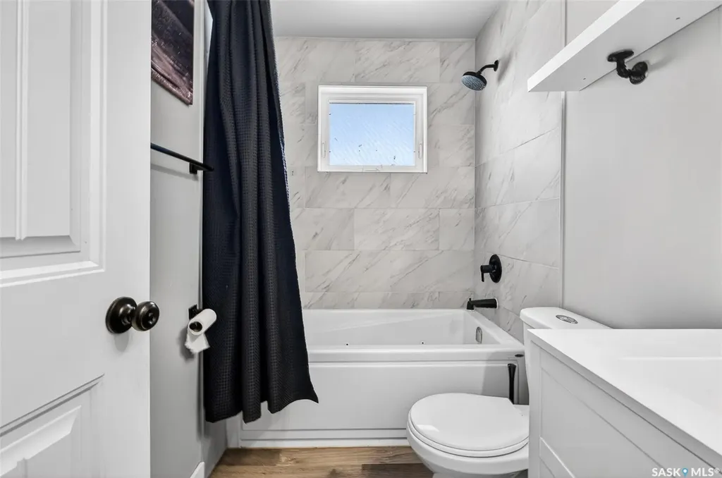 1312 Stadacona Street W Moose Jaw SK S6H 6M9