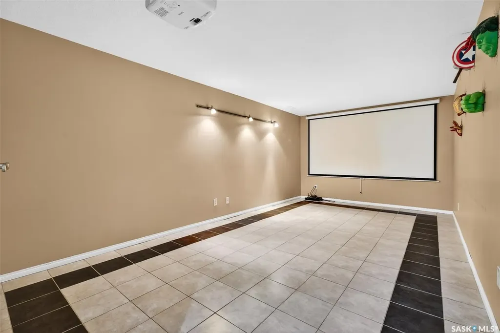 1312 Stadacona Street W Moose Jaw SK S6H 6M9