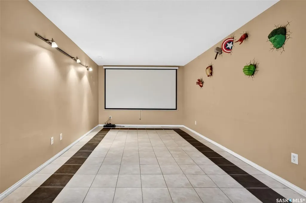 1312 Stadacona Street W Moose Jaw SK S6H 6M9