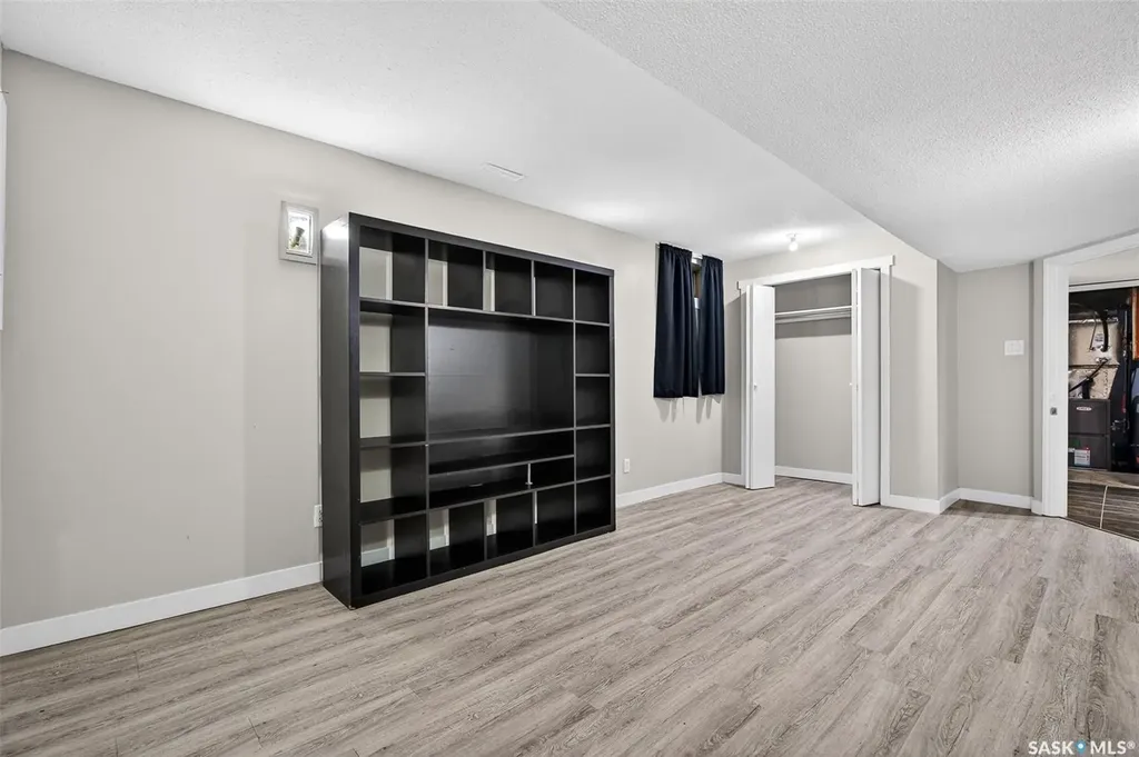 1312 Stadacona Street W Moose Jaw SK S6H 6M9