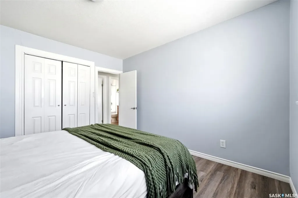 3039 Assiniboine Avenue Regina SK S4S 1E2