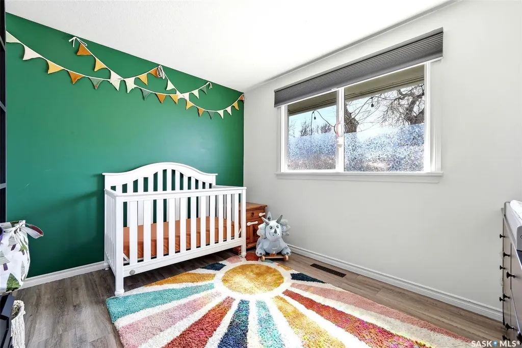 3039 Assiniboine Avenue Regina SK S4S 1E2