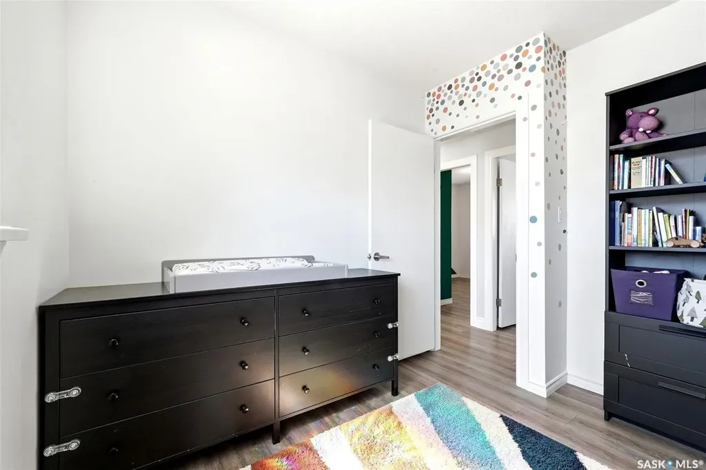 3039 Assiniboine Avenue Regina SK S4S 1E2