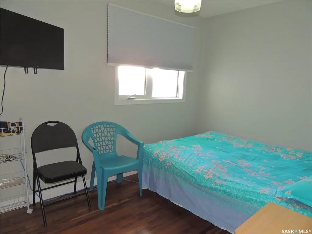 421 Maple Bay Estevan SK S4A 2E6