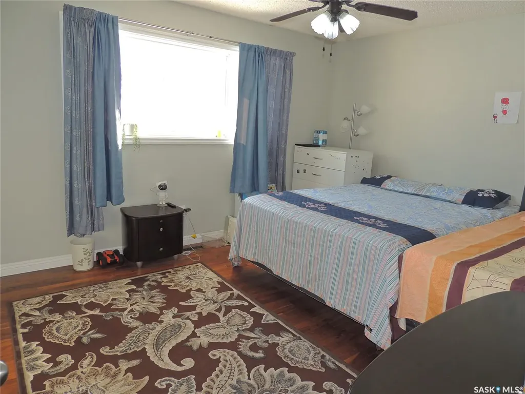 421 Maple Bay Estevan SK S4A 2E6